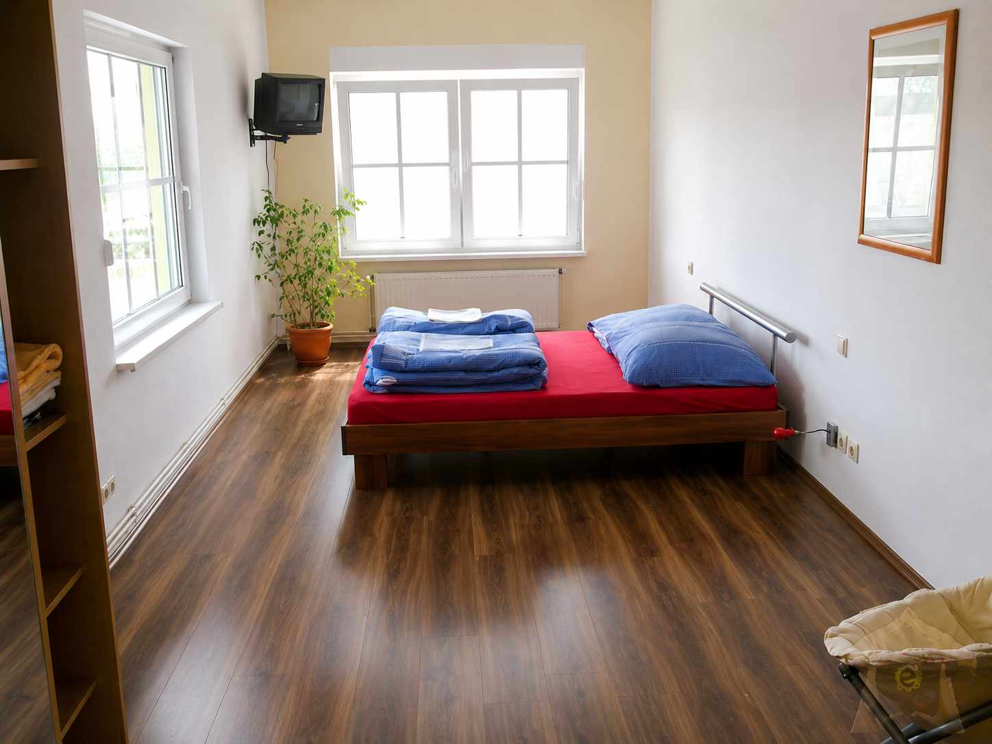 Stay at Fully Furnished Holiday Homes in Berlin, Germany